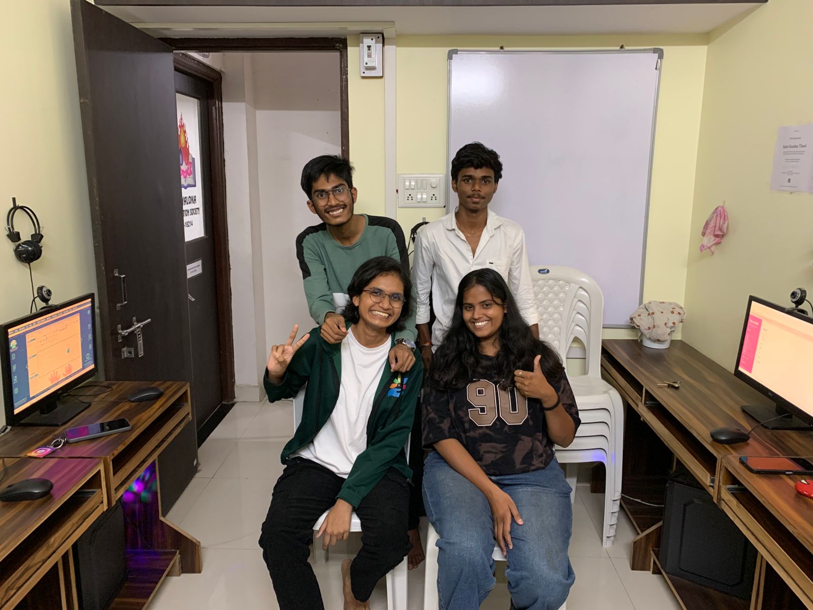 You are currently viewing Four Students Graduate Our New Python Course with Certificates